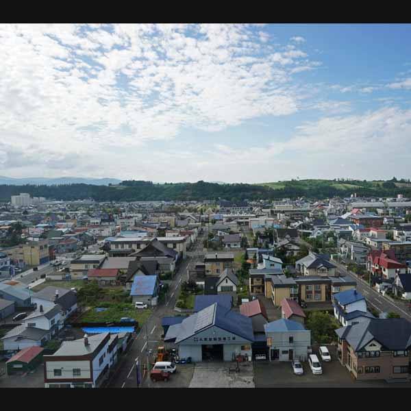 美瑛の丘 四季の塔 美瑛駅方面