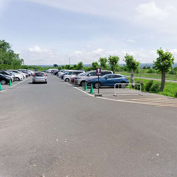ファーム富田 駐車場
