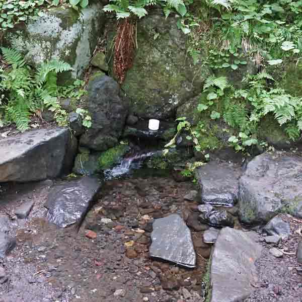 利尻島 利尻山 甘露泉水