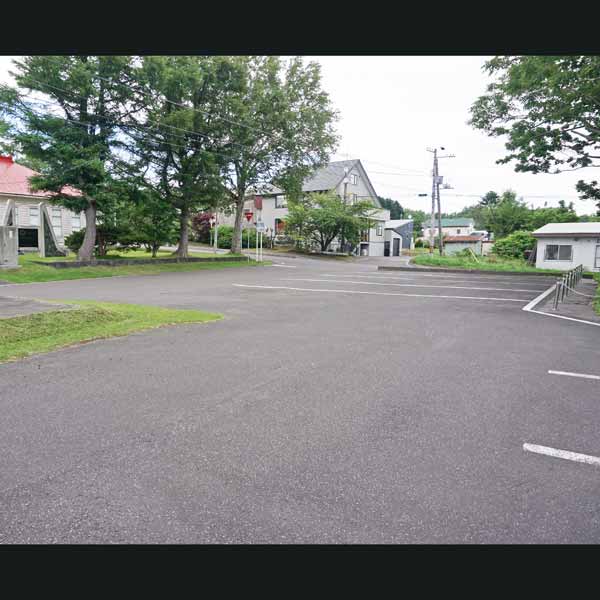 利尻島郷土資料館 駐車場