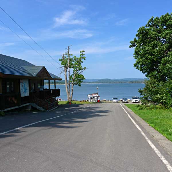 朱鞠内湖