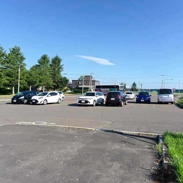 幸福駅 駐車場