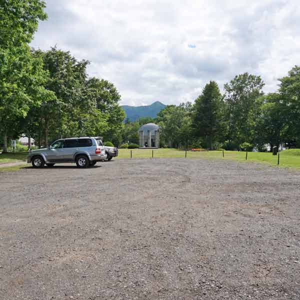 アイヌ民俗資料館駐車場