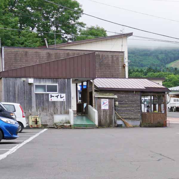 阿寒湖商業振興協同組合湖岸駐車場