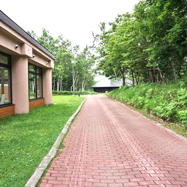 フレペの滝遊歩道