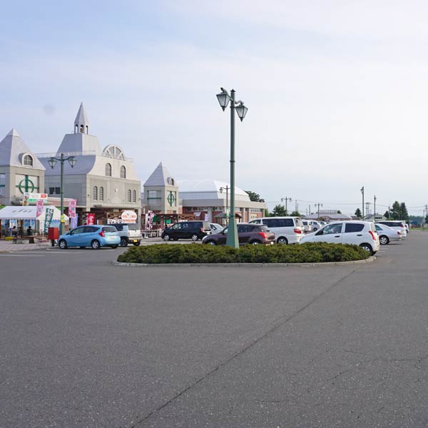 道の駅メルヘンの丘めまんべつ駐車場