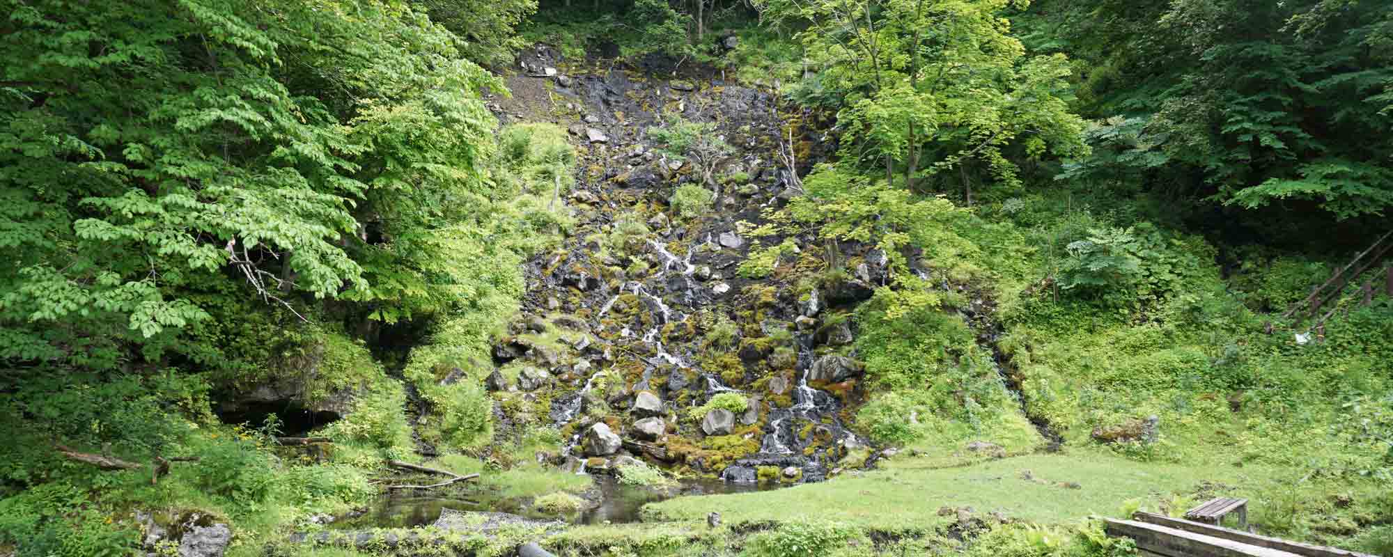 オンネトー湯の滝