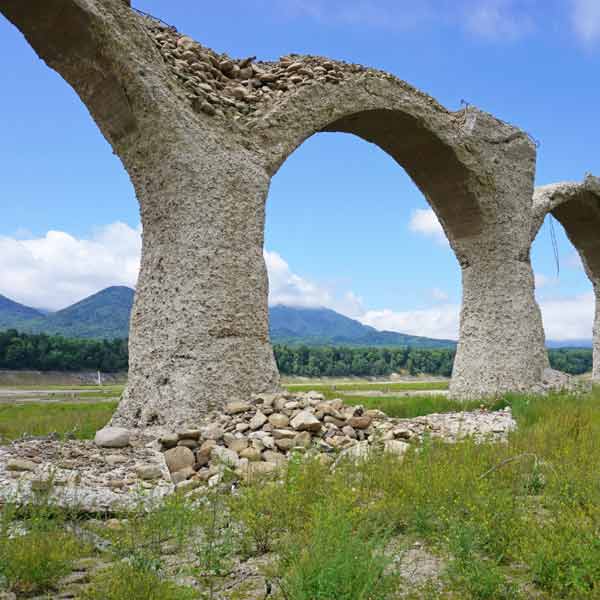 タウシュベツ川橋梁 崩落