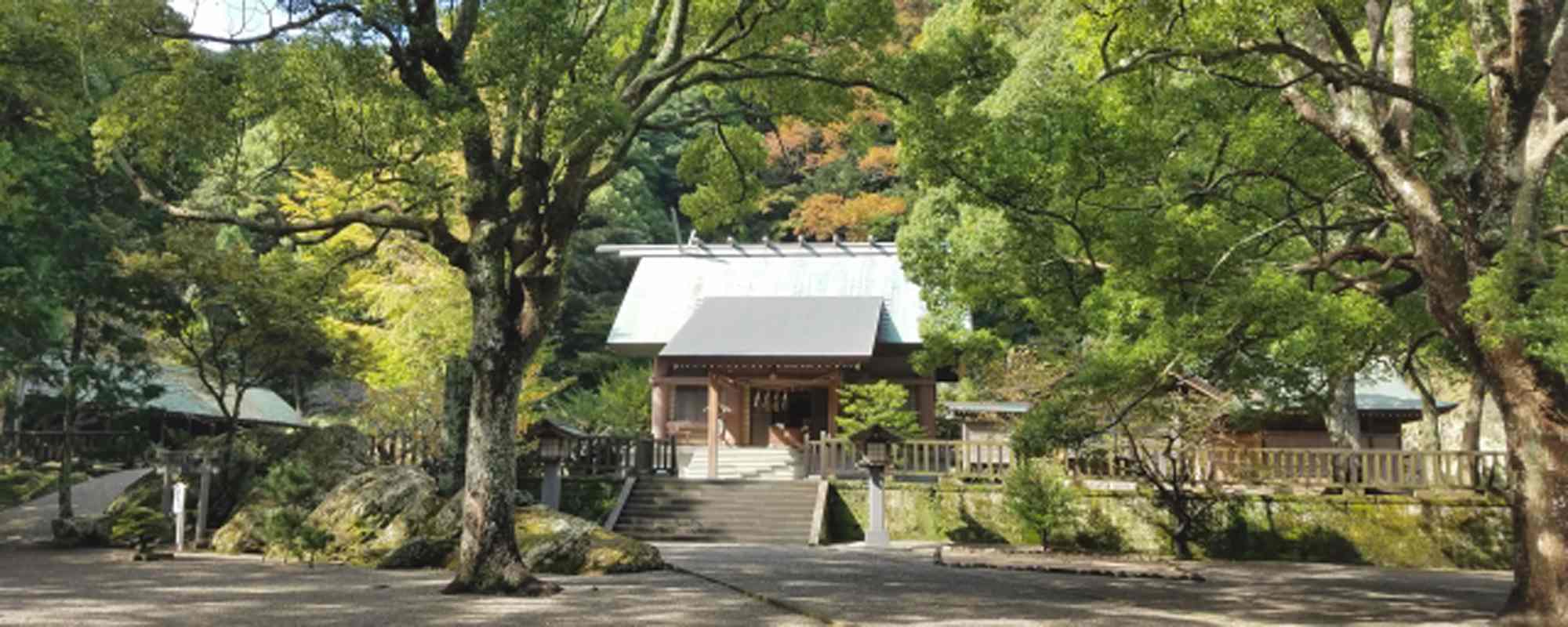 安房神社