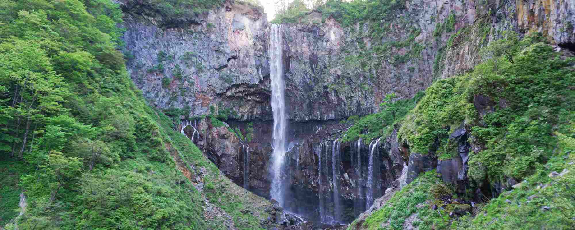 華厳の滝