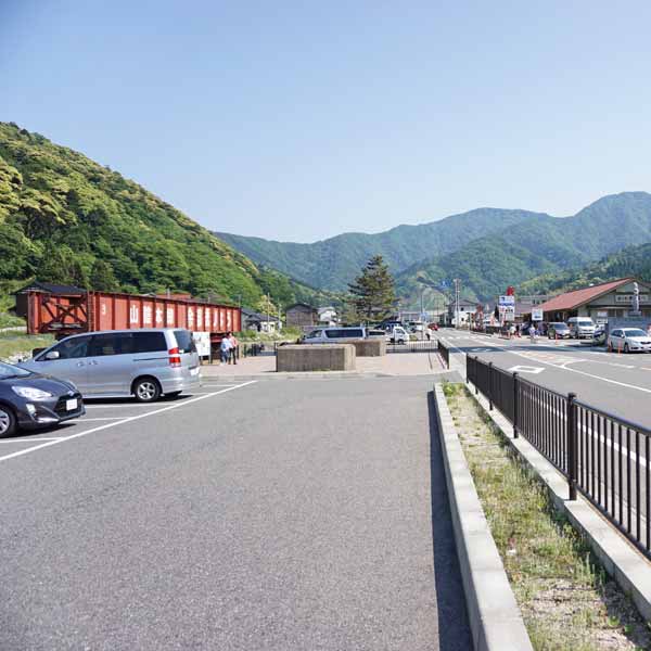 余部鉄橋空の駅 駐車場