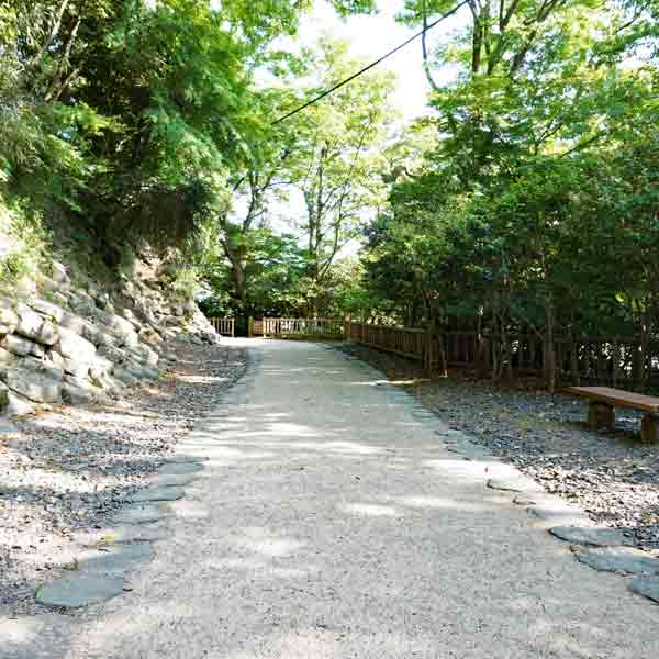 玄武洞公園 遊歩道